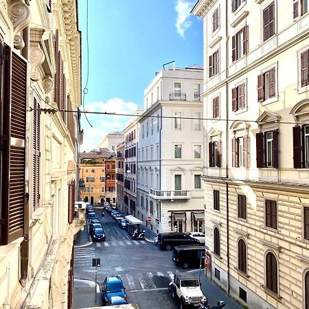 Traditional Style In The City Center Roma Exterior foto