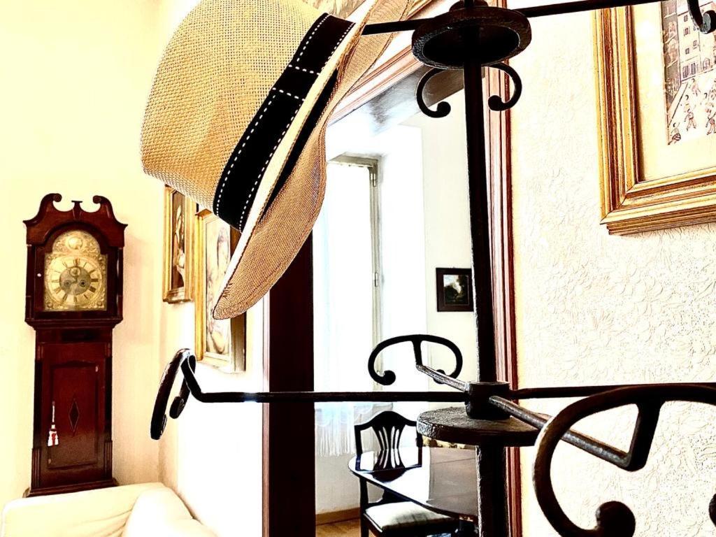 Traditional Style In The City Center Roma Exterior foto